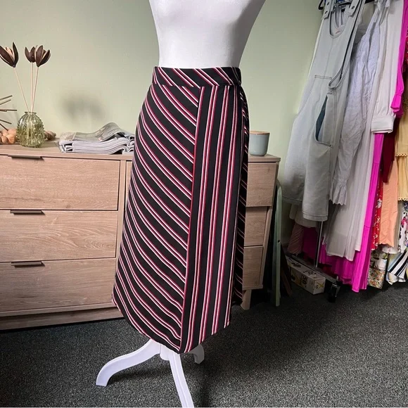 H&M Red & Black Stripe Midi Knee-Length Modest Handkerchief Asymmetrical Skirt M - Picture 4 of 16
